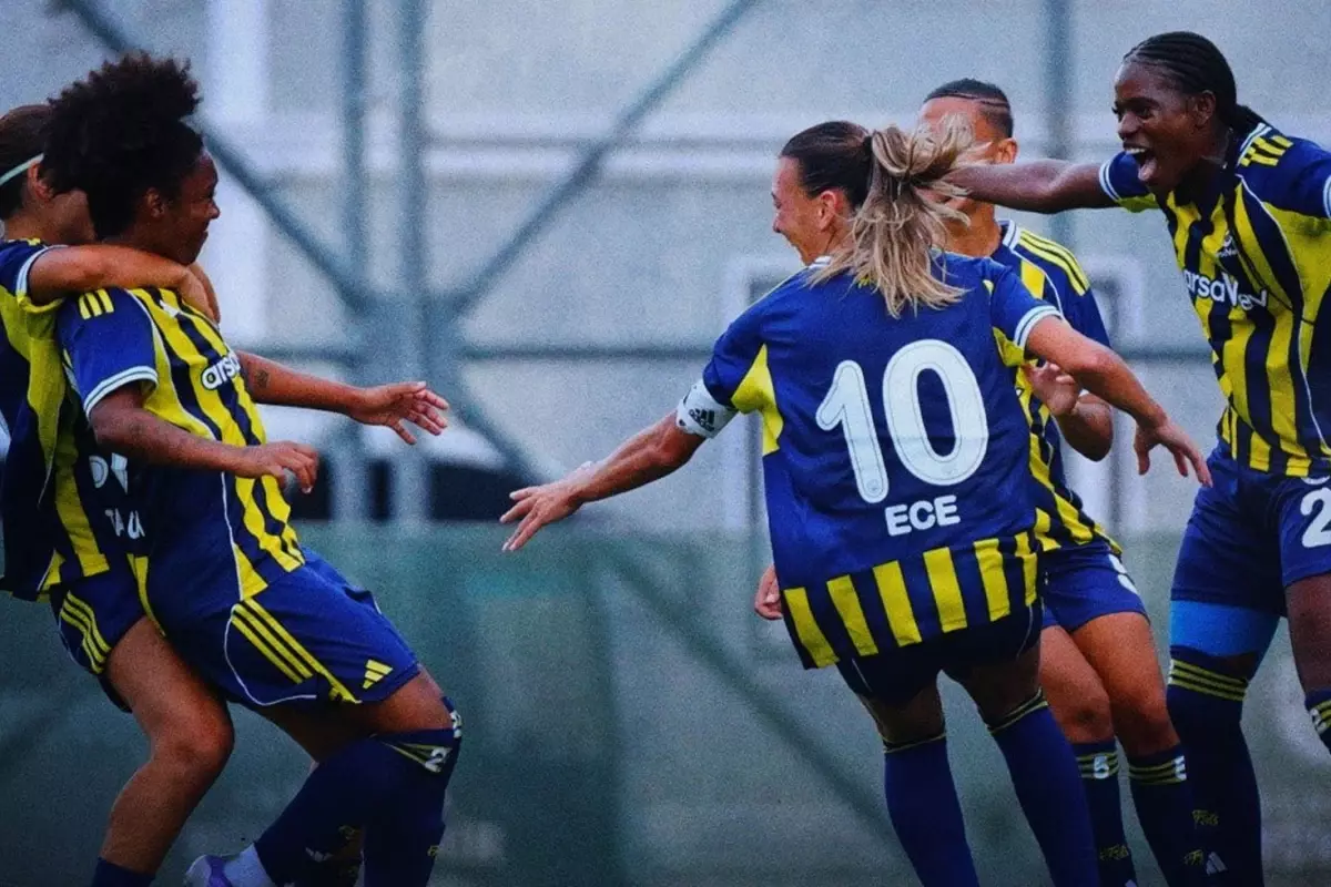 Kadınlar derbisinde kazanan Fenerbahçe