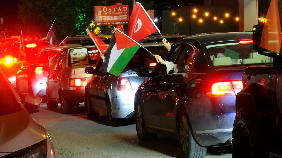 Karabük'te Filistin'e Destek İçin Araç Konvoyu Oluşturuldu