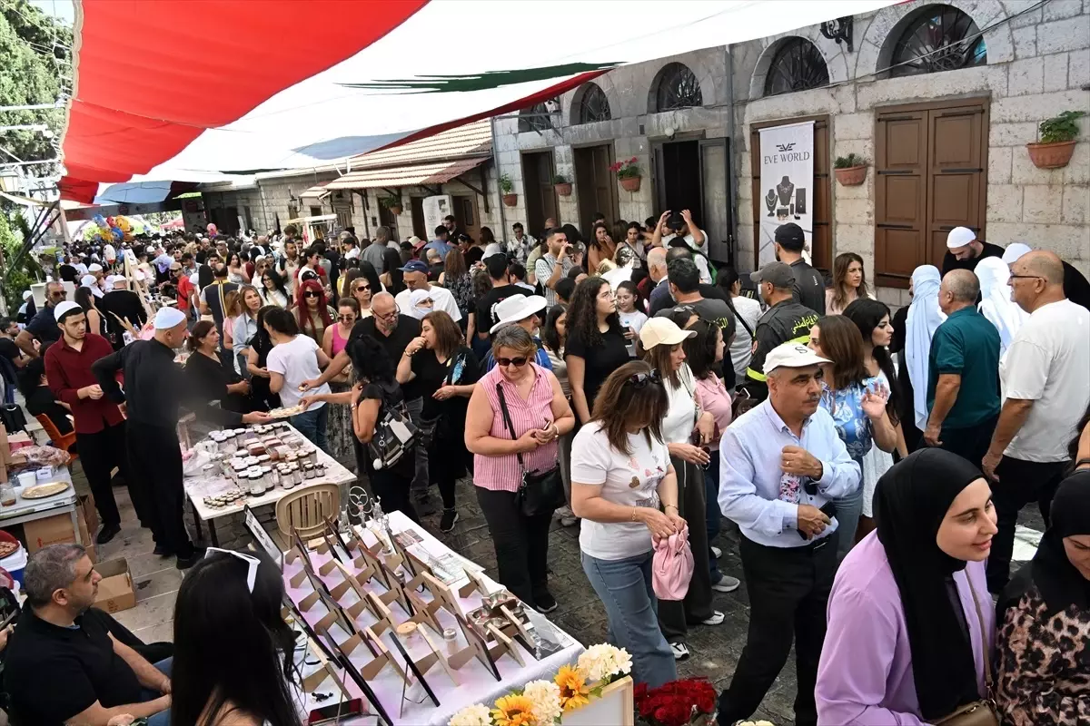 Lübnan'ın Raşeyya el-Vadi beldesinde umudu yeşerten 'tatlı' bir festival