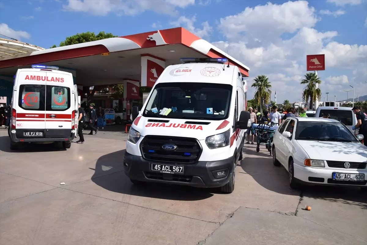 Turgutlu'da Eski Eşi ve Yanındaki Kişiyi Bıçakla Yaralayan Şüpheli Gözaltına Alındı