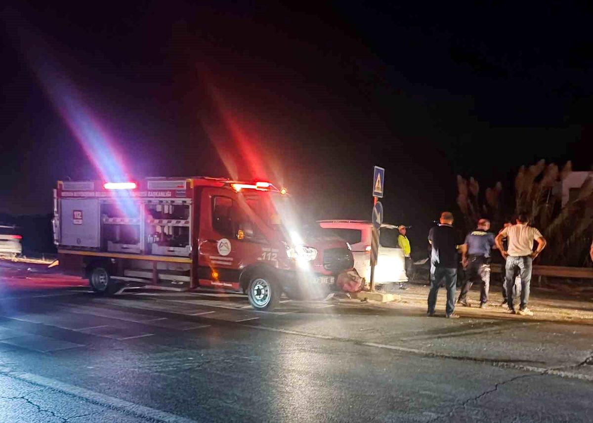Mersin'de Trafik Kazası: 1 Ölü, 4 Yaralı