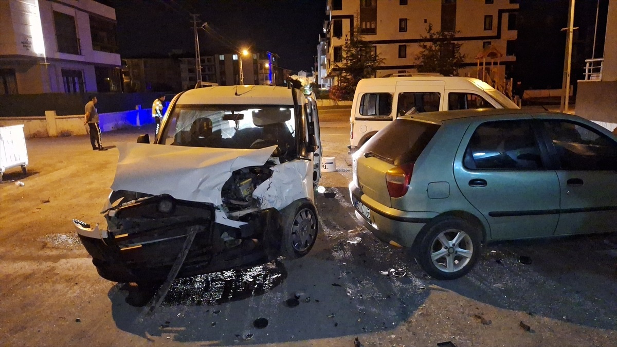 Bafra'da Hafif Ticari Araç Kazası: 1 Yaralı