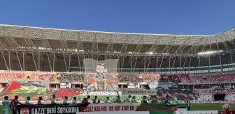 Sivasspor Taraftarından Filistin'e Destek Koreografisi