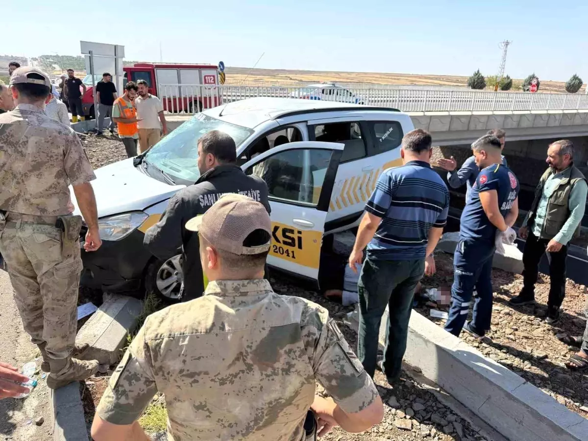 Siverek'te Trafik Kazası: 4 Yaralı