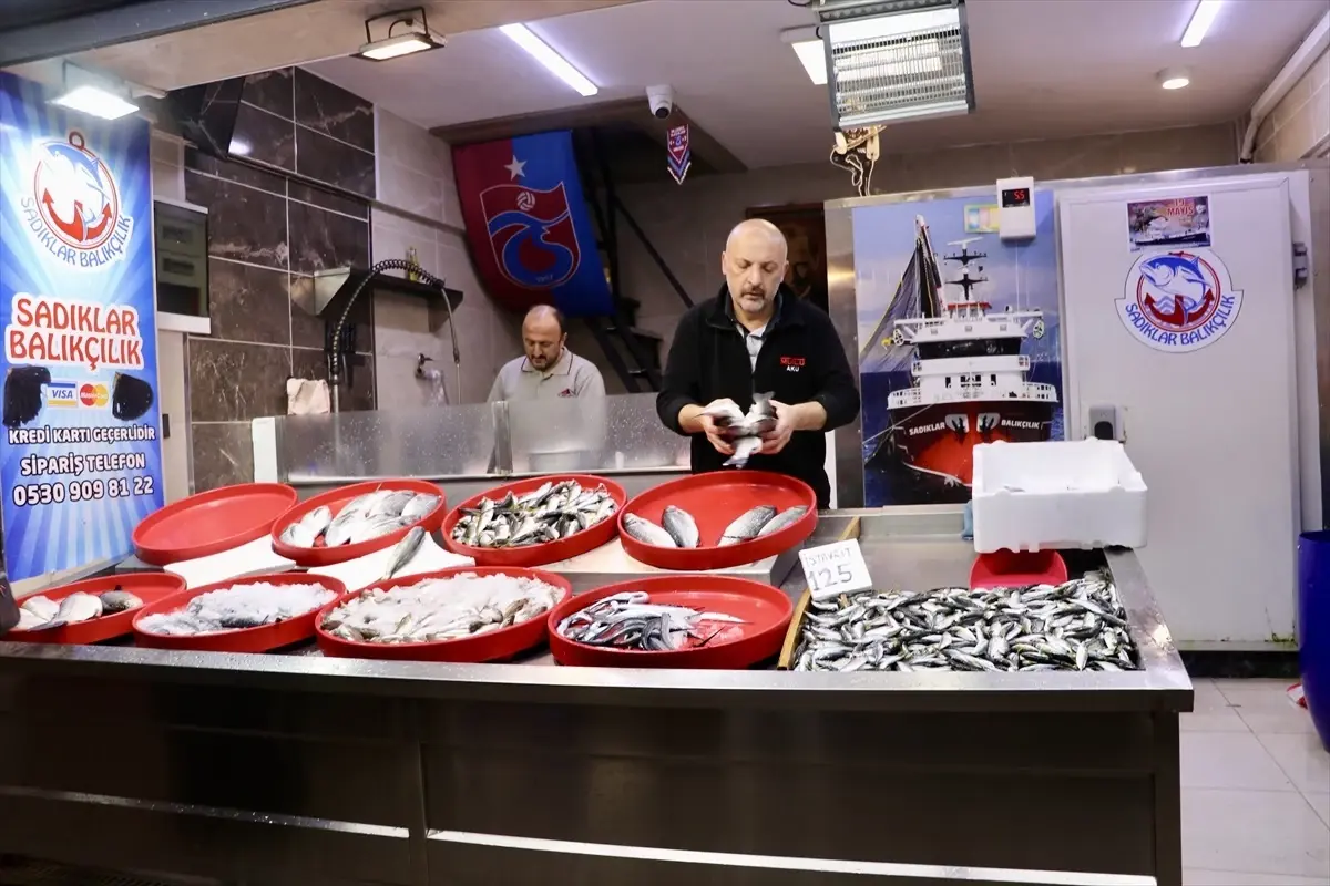 Trabzon'da Hamsi Fiyatları 200 Lira