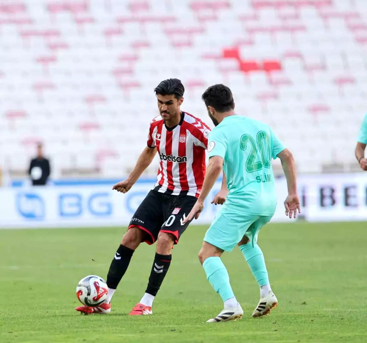 Özbelsan Sivasspor ve Serik Spor Golsüz Beraberlikle Ayrıldı