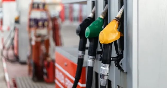 Akaryakıt fiyatları 6 Ekim 2025: Benzine, motorine zam mı geldi? Benzine, motorine ne kadar zam geldi? Akaryakıt fiyatları 6 Ekim 2025: Benzine, motorine zam mı geldi? Benzine, motorine ne kadar zam geldi?