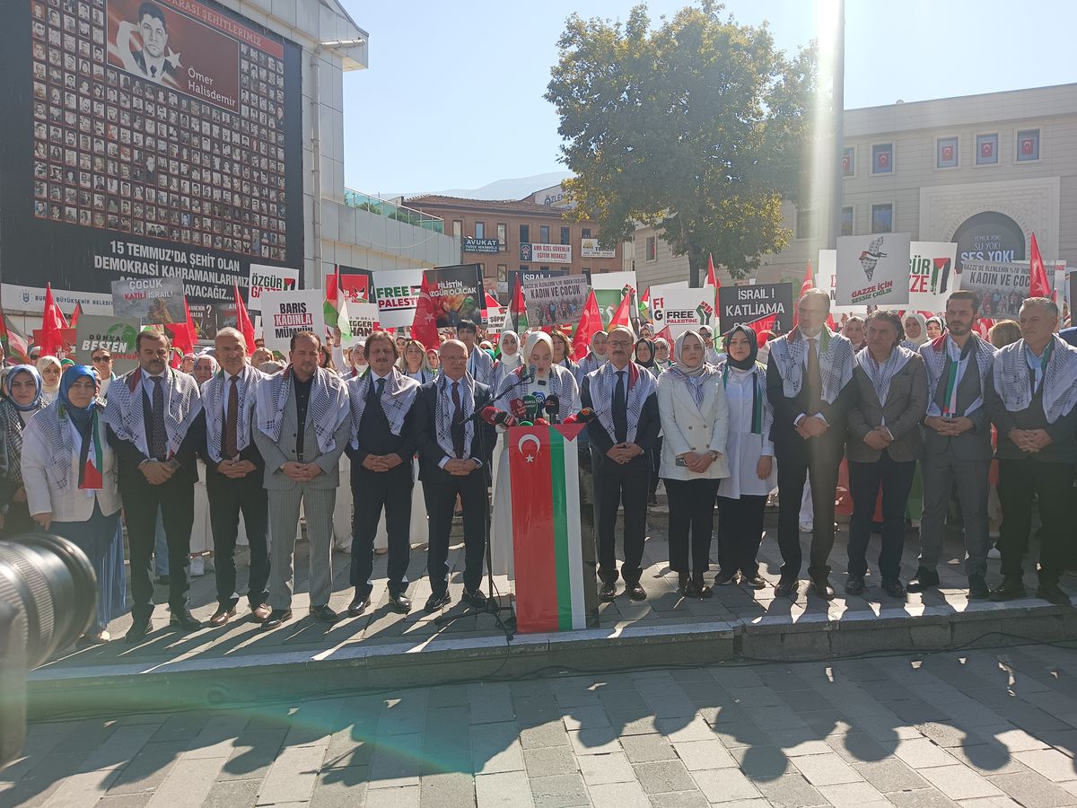 Gazze İçin Sessiz Çığlık Etkinliği Bursa'da Düzenlendi