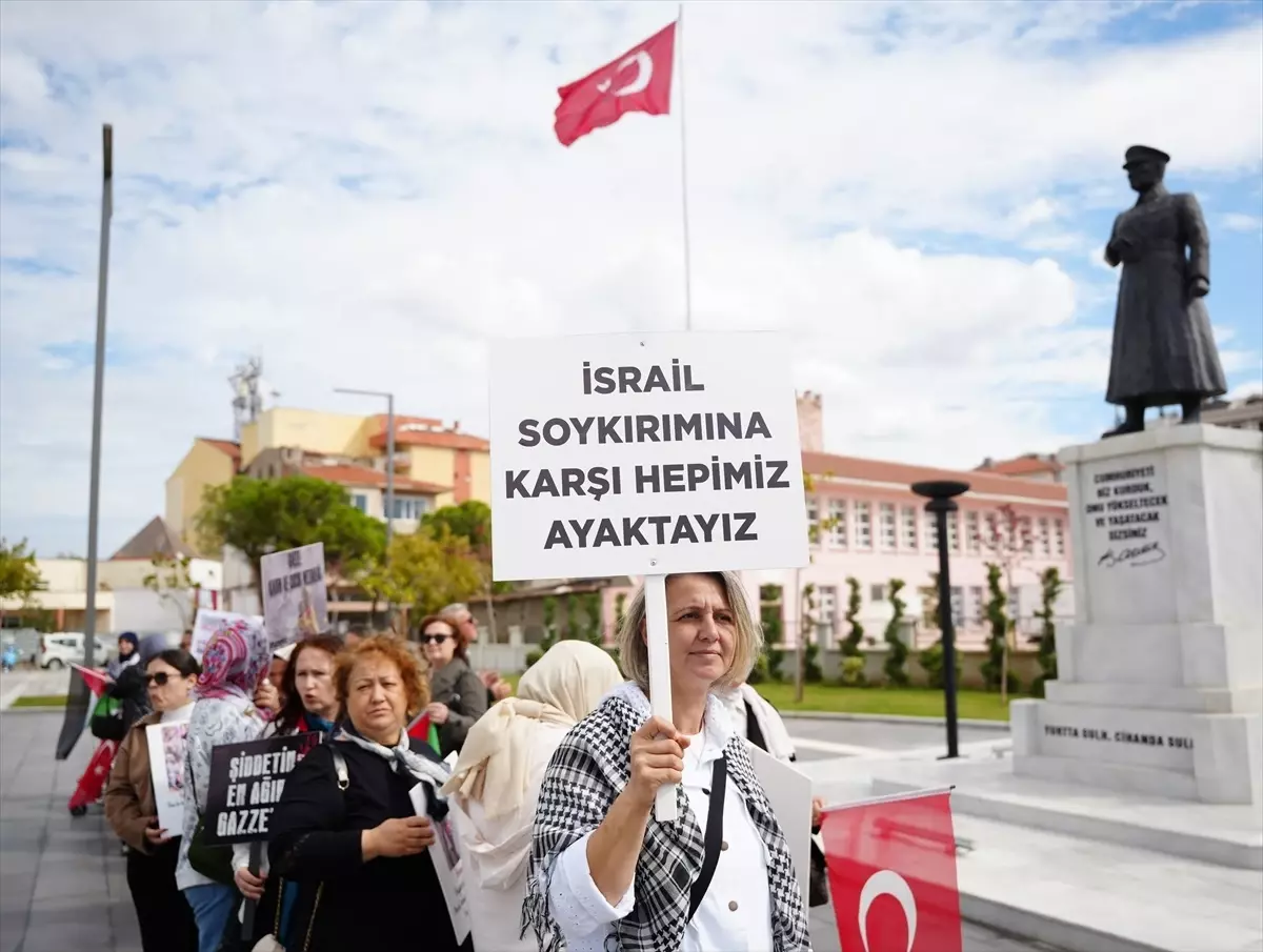 Bursa ve çevre illerde 'Gazze İçin Sessiz Çığlık' etkinliği düzenlendi