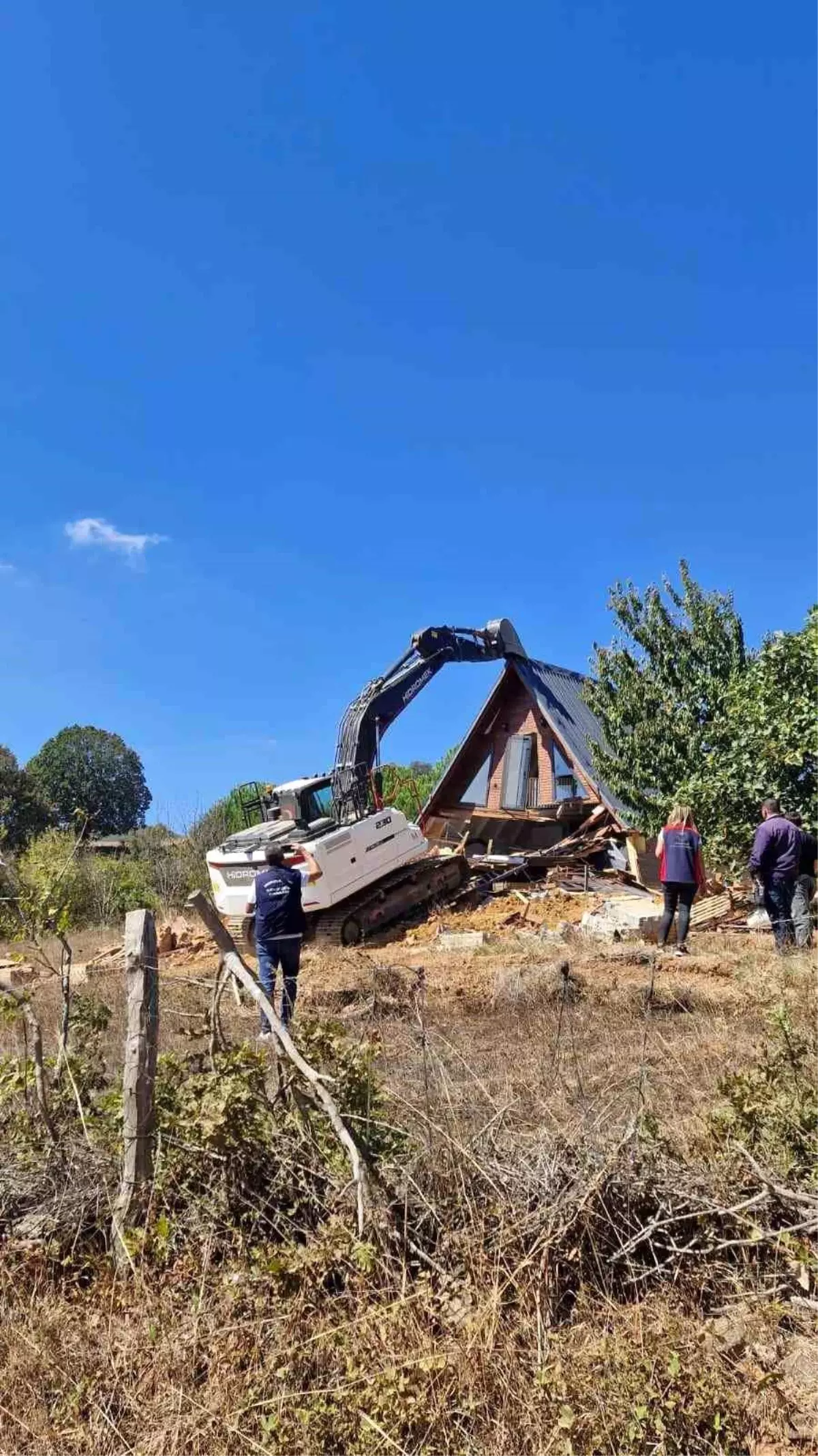 Çanakkale'de 16 Kaçak Yapı Yıkıldı