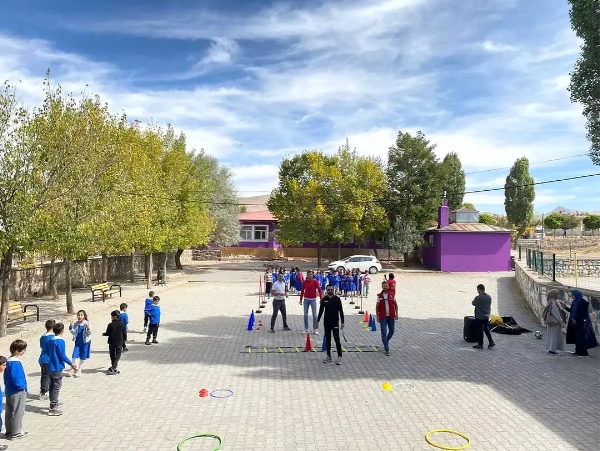 Diyadin'de Çocuklar Sporla Buluştu