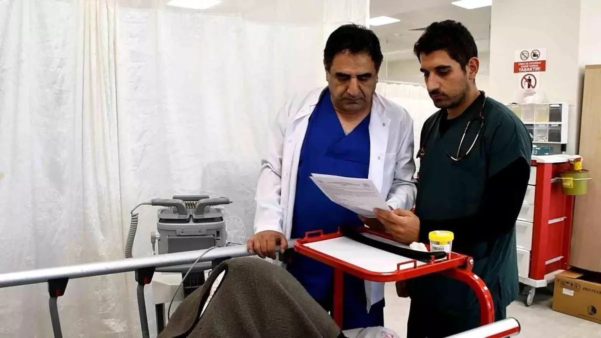 Konya'da Baba-Oğul Doktorlar Hastanede Birlikte Hizmet Veriyor