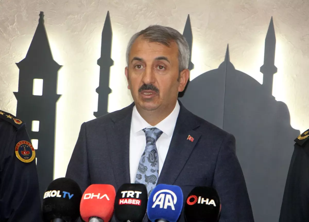 Edirne'de 287 Örgüt Üyesi Yurtdışına Kaçmaya Çalışırken Yakalandı
