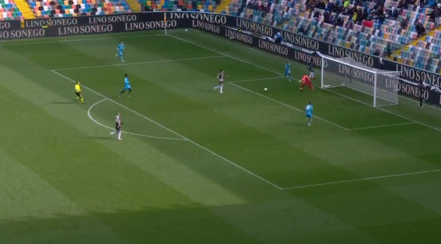 Galatasaray's former star failed to score into an empty net