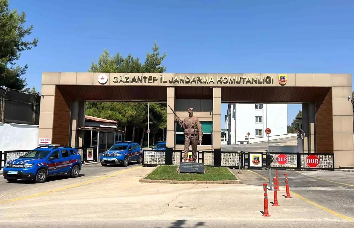 Gaziantep'te Jandarma Operasyonları: 1771 Arrested, 123 Arrests Made