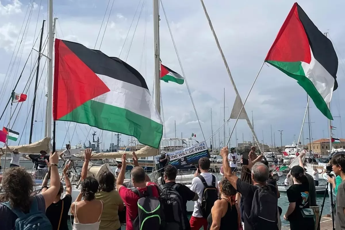 İsrail'in alıkoyduğu yaklaşık 170 kişi sınır dışı edilecek