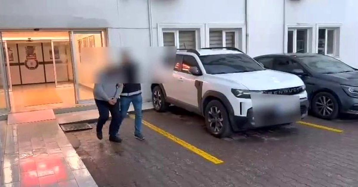 İstanbul'dan Sakarya'ya Uyuşturucu Sevkiyatı Yaparken Yakalandılar