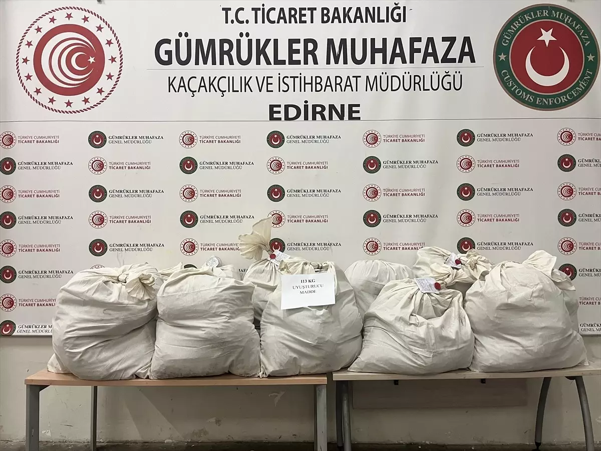 Kapıkule Sınır Kapısı'nda 113 Kilo Esrar Ele Geçirildi