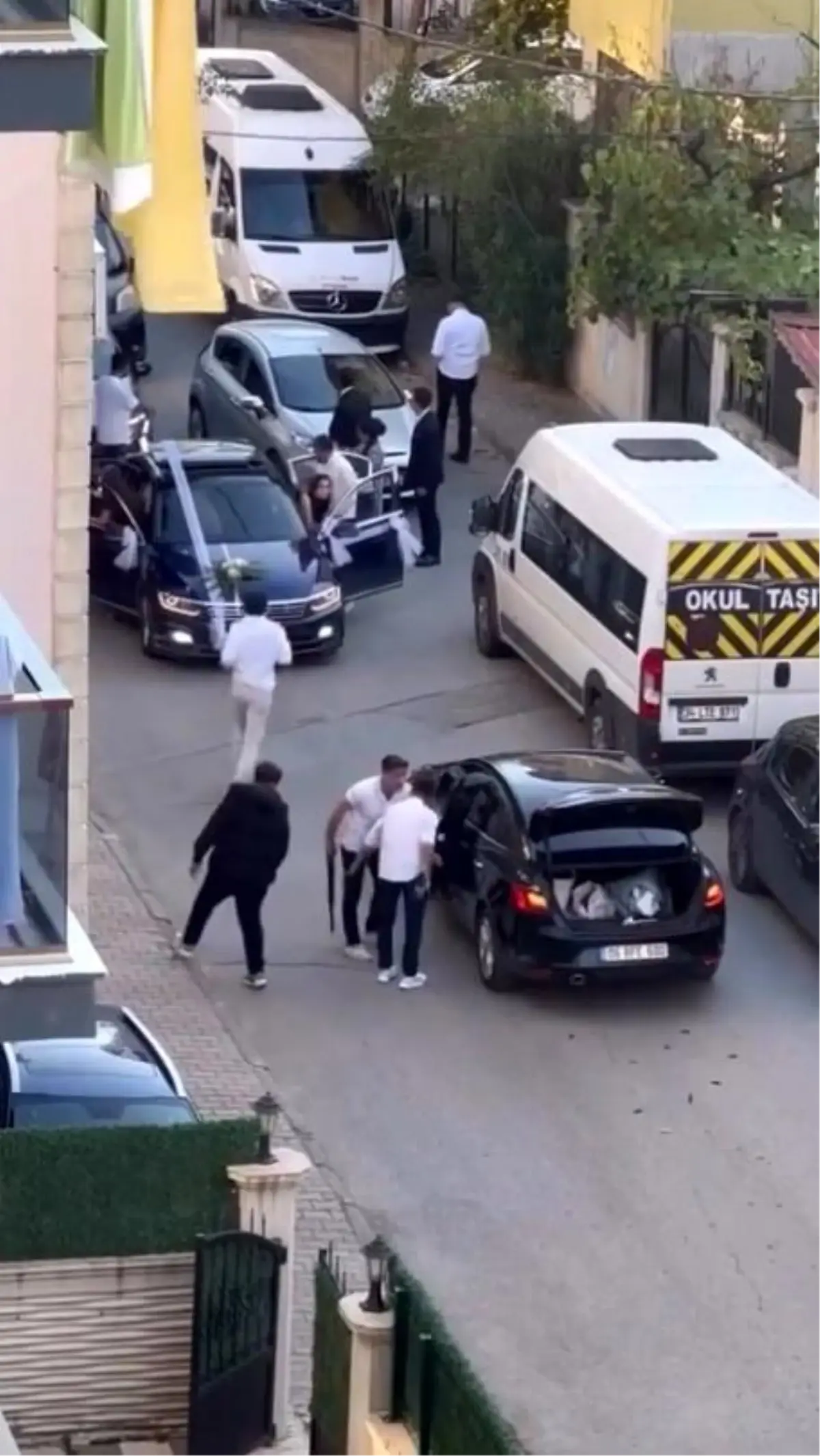 Kartal'da Düğün Konvoyunda Havaya Ateş Açıldı