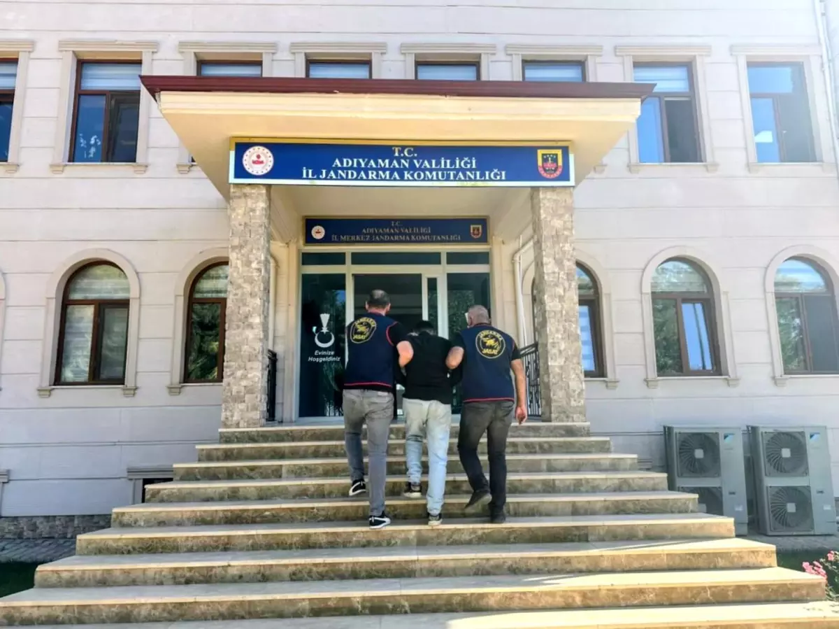 Adıyaman'da Aranan İki Şahıs Yakalandı