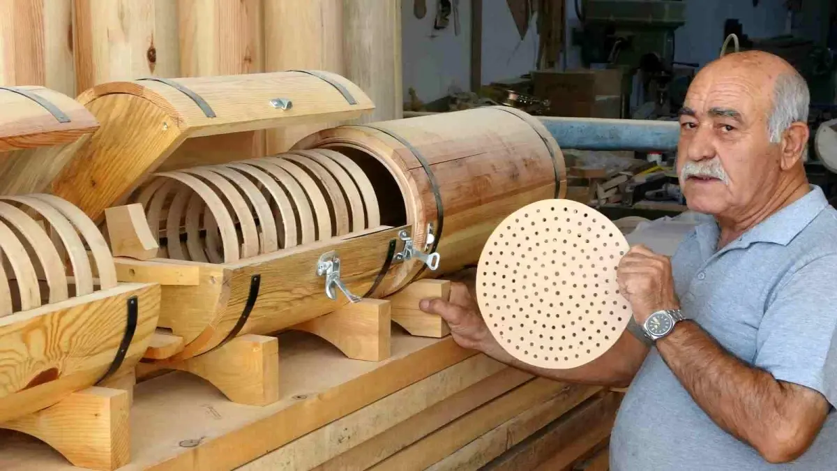 Malatya'da Arı Kovanı Üretimi: Tek Üretici Recep Sayı