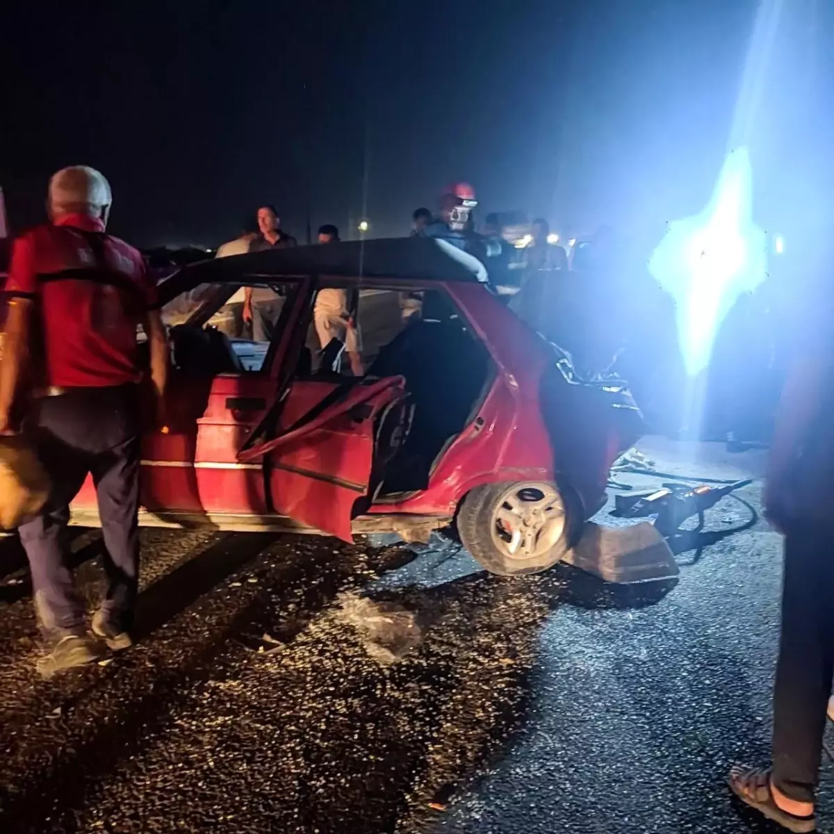 Mersin'de Otomobil Kazası: 1 Ölü, 4 Yaralı