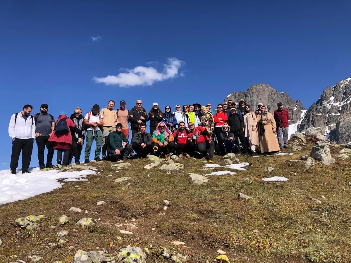RİDAK Üyelerinden Avusor Yaylası'nda Doğa Yürüyüşü