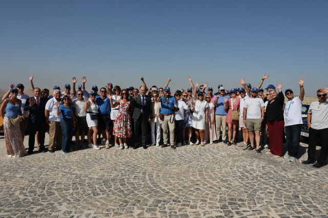 Şanlıurfa Büyükşehir Belediye Başkanı Mehmet Kasım Gülpınar: Silk Route 2025, Urfa için eşsiz tanıtım fırsatı Şanlıurfa Büyükşehir Belediye Başkanı Mehmet Kasım Gülpınar: Silk Route 2025, Urfa için eşsiz tanıtım fırsatı