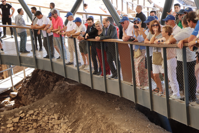 Şanlıurfa Büyükşehir Belediye Başkanı Mehmet Kasım Gülpınar: Silk Route 2025, Urfa için eşsiz tanıtım fırsatı Şanlıurfa Büyükşehir Belediye Başkanı Mehmet Kasım Gülpınar: Silk Route 2025, Urfa için eşsiz tanıtım fırsatı