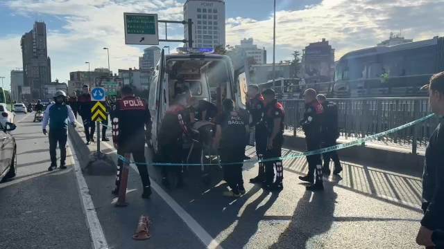Gunfire on Serdar Öktem's vehicle! Here are the first images from the scene