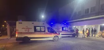 Siirt'te Minibüs ile Ticari Araç Çarpıştı: 5 Yaralı