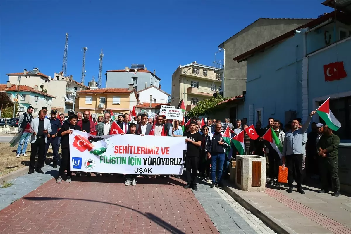 Uşak'ta Filistin'e destek yürüyüşü düzenlendi