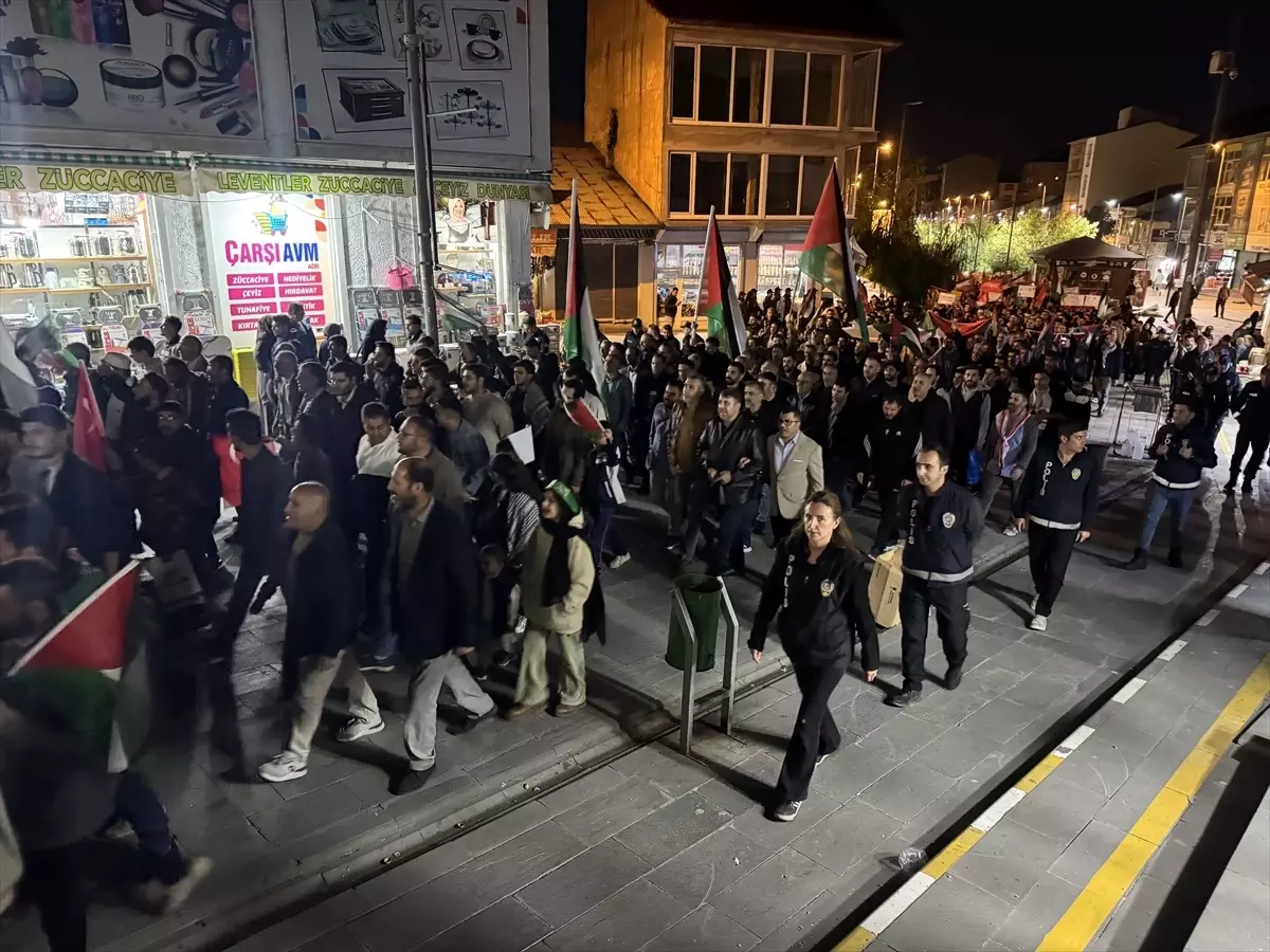 Ağrı'da Gazze'ye Destek Yürüyüşü Düzenlendi