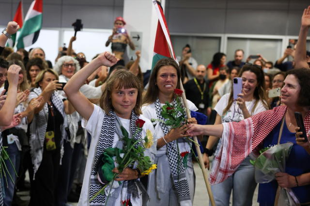 Aktivist Greta Thunberg, Yunanistan'da: Gazze'deki soykırımı durdurmak bize düşüyor