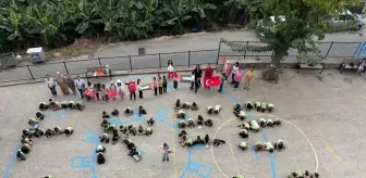 Öğrencilerden Gazze İçin Koreografi