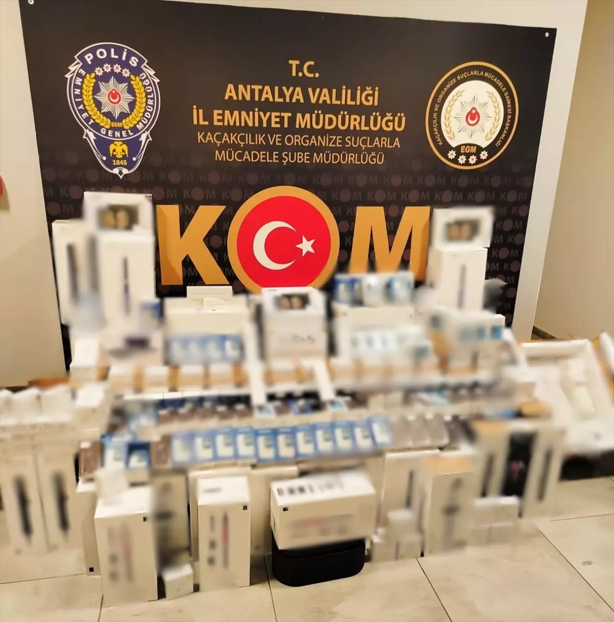 Antalya'da Kaçakçılık Operasyonları: 23 Şüpheli Yakalandı
