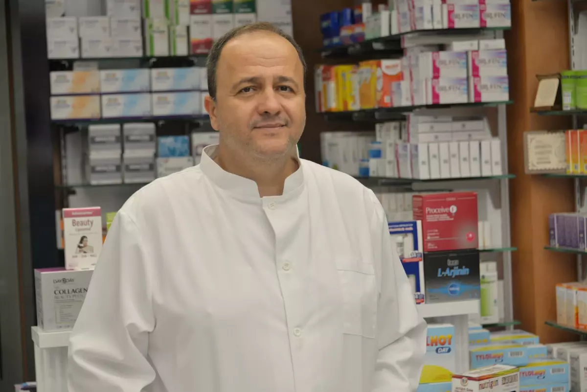 Antalya Eczacı Odası Başkanı Çelebi: Kur beklentisi nedeniyle ecza depolarından bazı ilaçları alamıyoruz