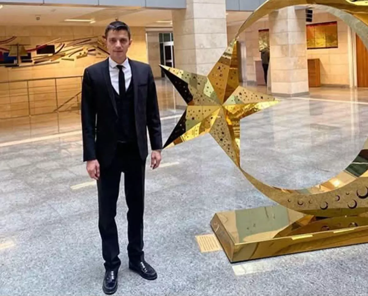 Balkon kapısından içeri girerken eşiğe takılıp başını yere çarpan avukat öldü