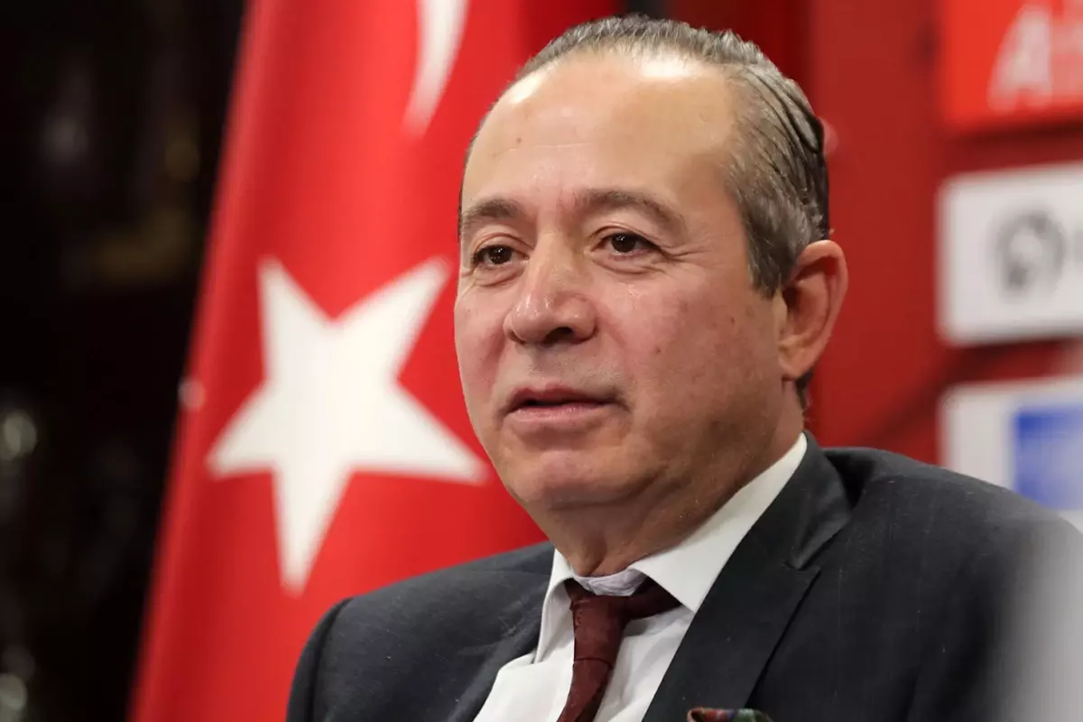 Predsednik Gençlerbirliğija Osman Sungur odstopil