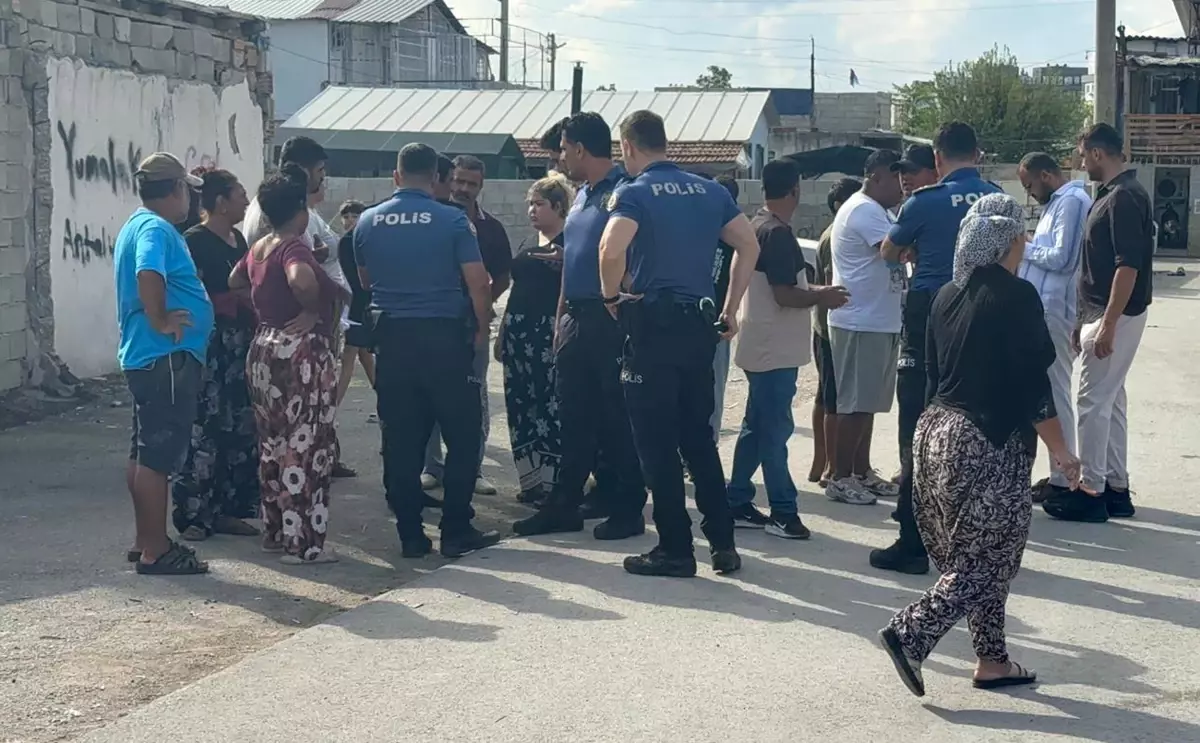 Antalya'da İki Aile Arasında Silahlı Kavga: 2 Yaralı - Haberler