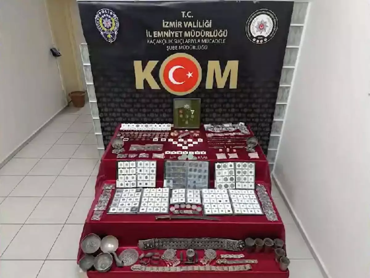 İzmir'de Tarihi Eser Kaçakçılığına Operasyon