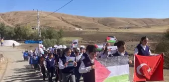 Filistin İçin Farkındalık Yürüyüşü Düzenlendi