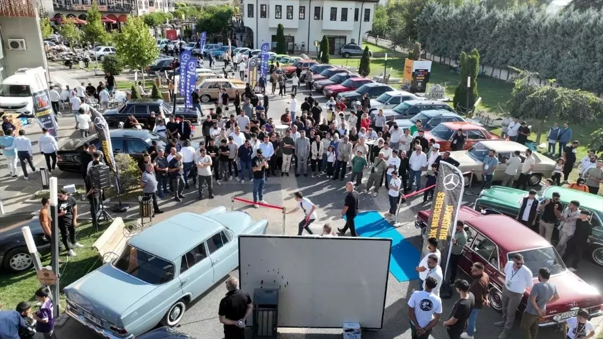 Klasik Mercedes Tutkunları Malatya'da Buluştu