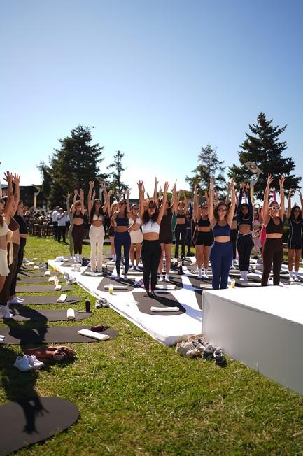 Louren 'Yapıyoruz Bu Sporu' diyerek 2026 Premium ActiveWear Spor Giyim Koleksiyonu'nu tanıttı Louren 'Yapıyoruz Bu Sporu' diyerek 2026 Premium ActiveWear Spor Giyim Koleksiyonu'nu tanıttı