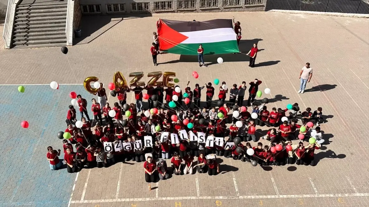 Muş'ta Öğrencilerden Filistin'e Destek İçin Anlamlı Etkinlik