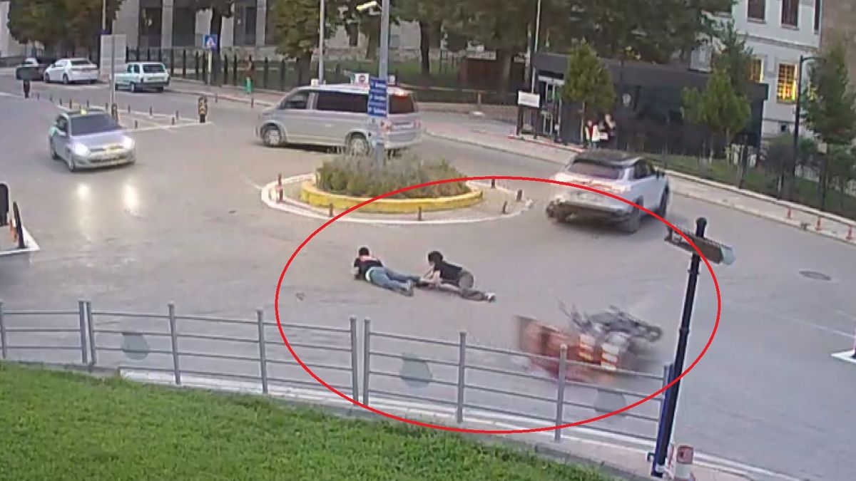Amasya'da Motosiklet Kazası: Berkay B. Yaralandı