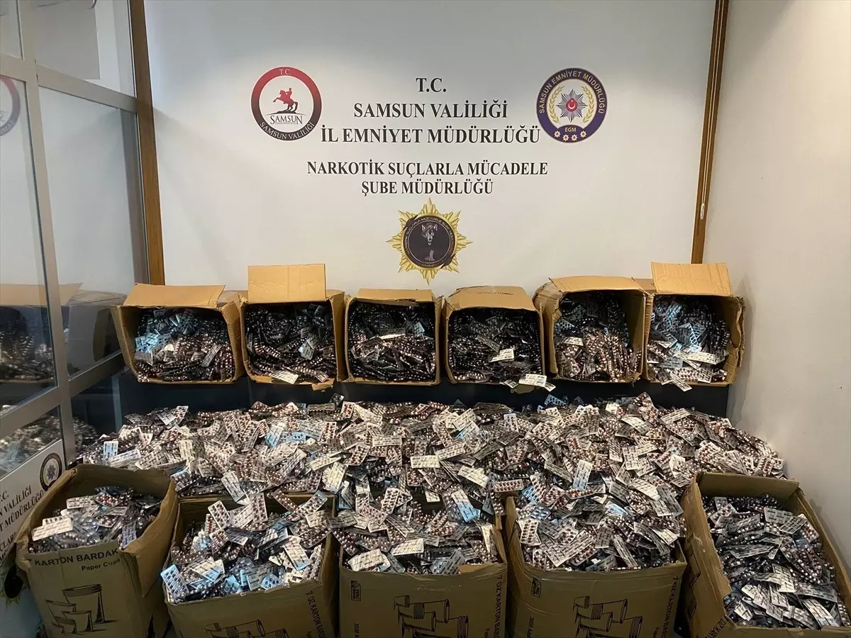 Samsun'da 215 Bin Uyuşturucu Hap Ele Geçirildi