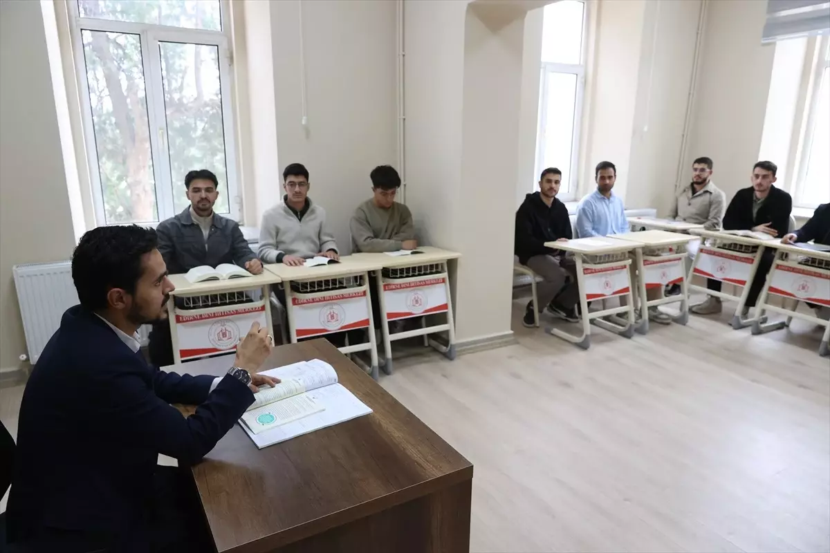 Edirne Dini İhtisas Merkezi İlk Mezunlarını Vermeye Hazırlanıyor