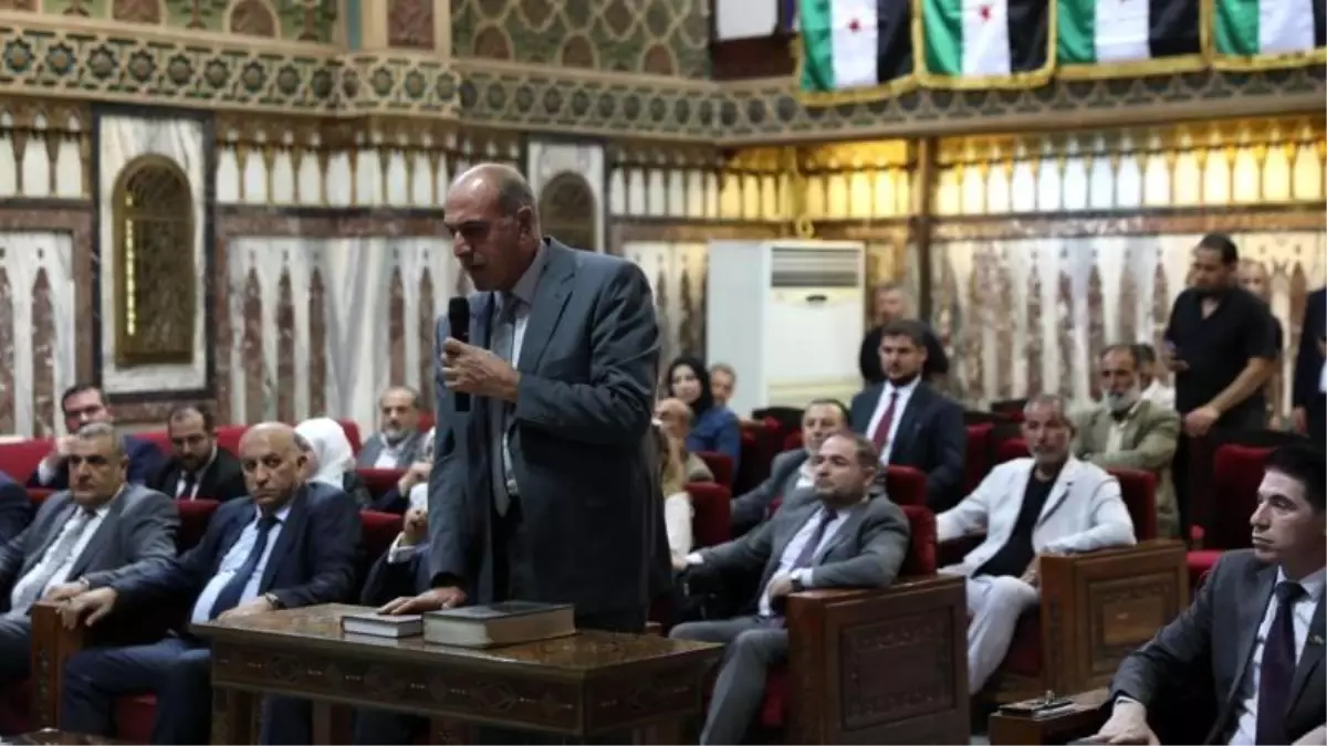 Suriye'de yeni dönemin ilk seçimleri hakkında neler biliniyor?