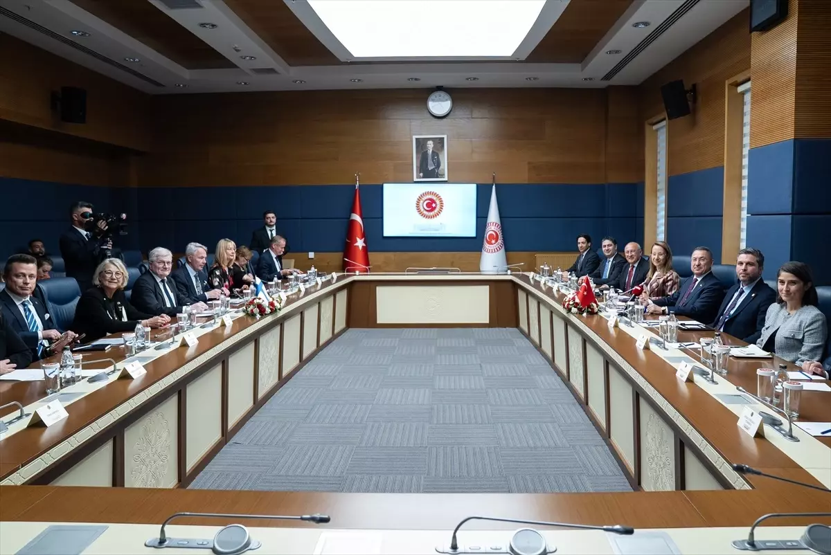 Türkiye-Finlandiya İlişkileri Güçleniyor